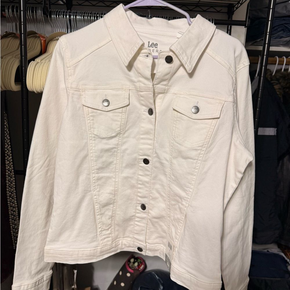 Lee Women's Cream ( off white) Denim Jacket